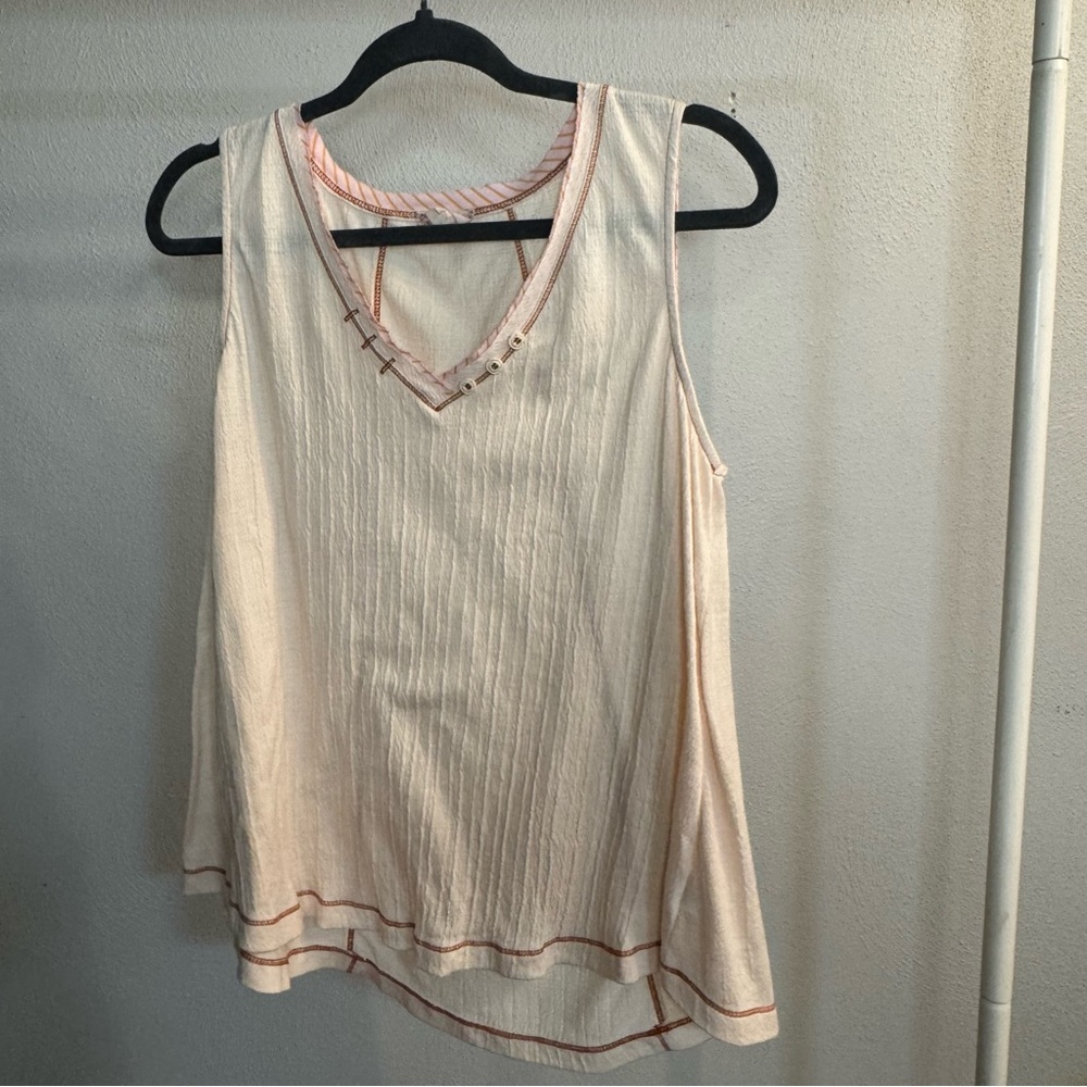 Hem & Thread Tank Top - Size L